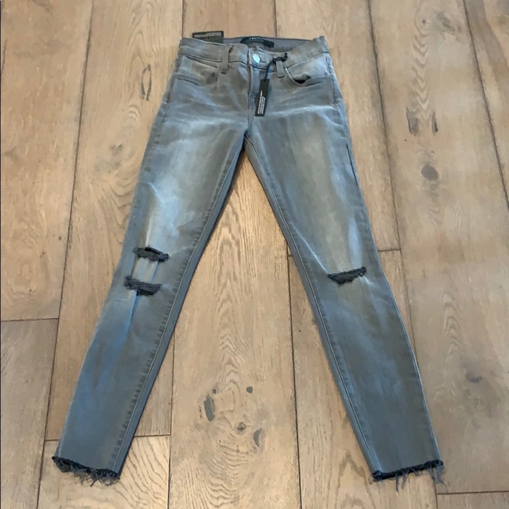 Brand new grey J brand stretch jeans